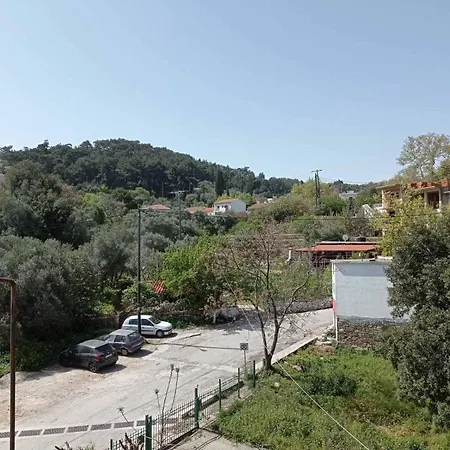 Christos Center Rooms Raches  Exterior photo